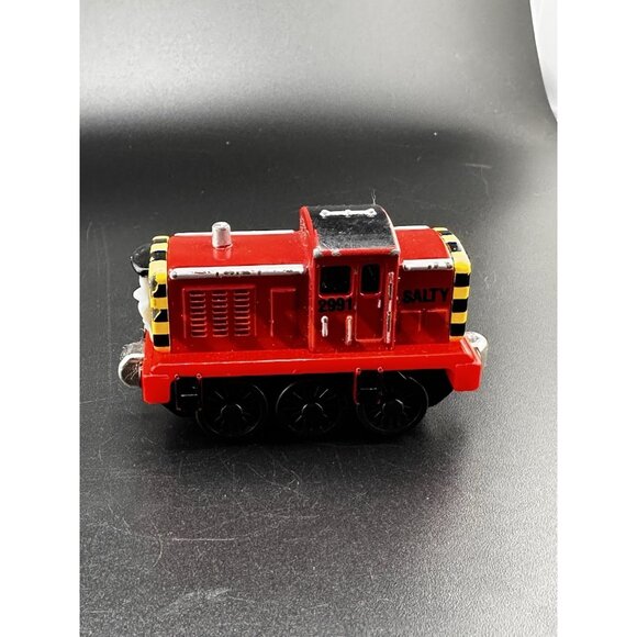 Thomas & Friends Take N Play Along Salty Train Engine Diecast Metal Vtg 2003 Ltd - Picture 4 of 12